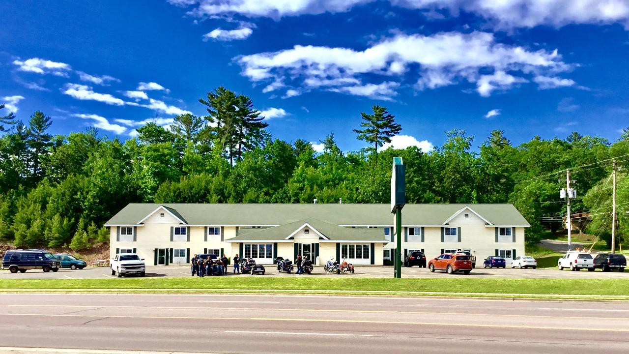 Mountain Host Motor Inn Iron Mountain Exterior foto