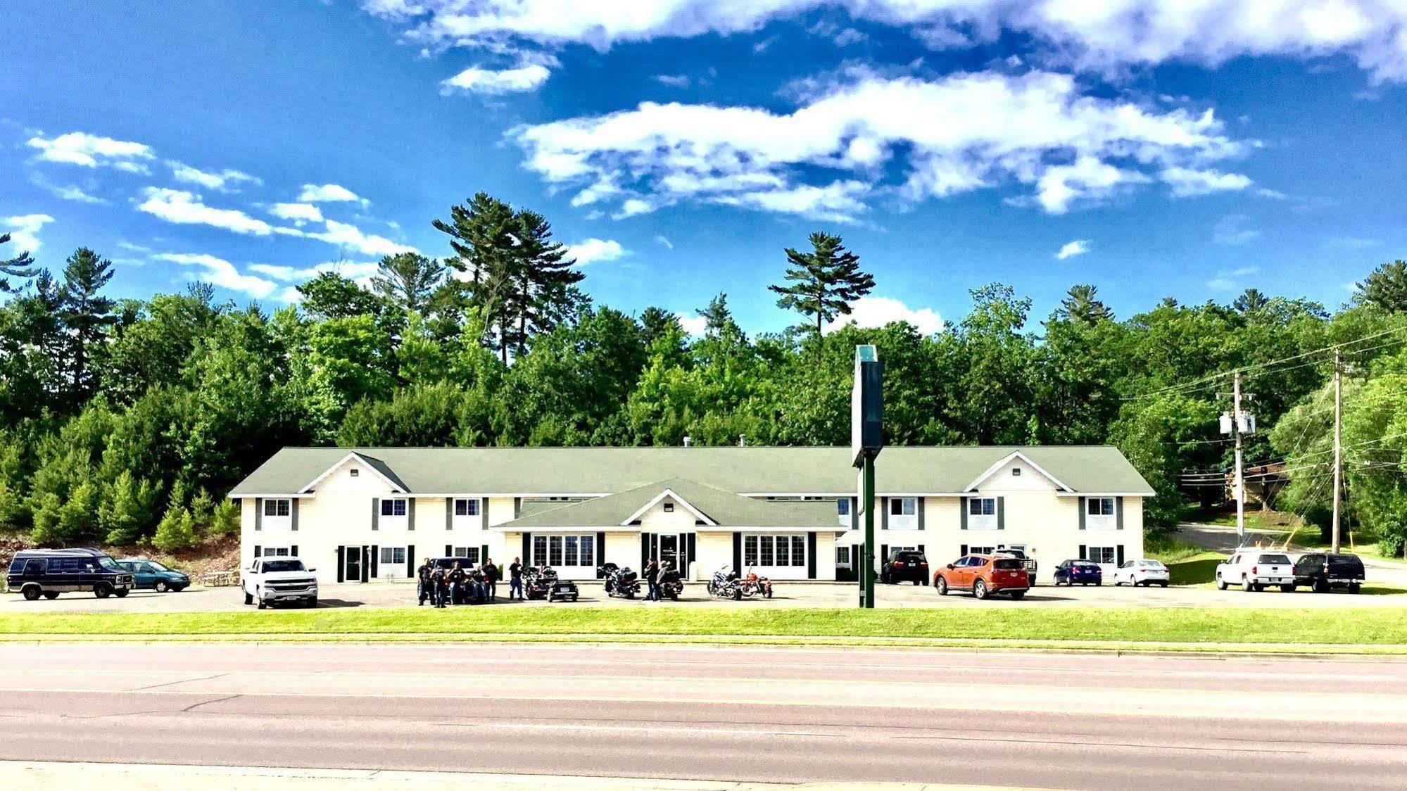 Mountain Host Motor Inn Iron Mountain Exterior foto